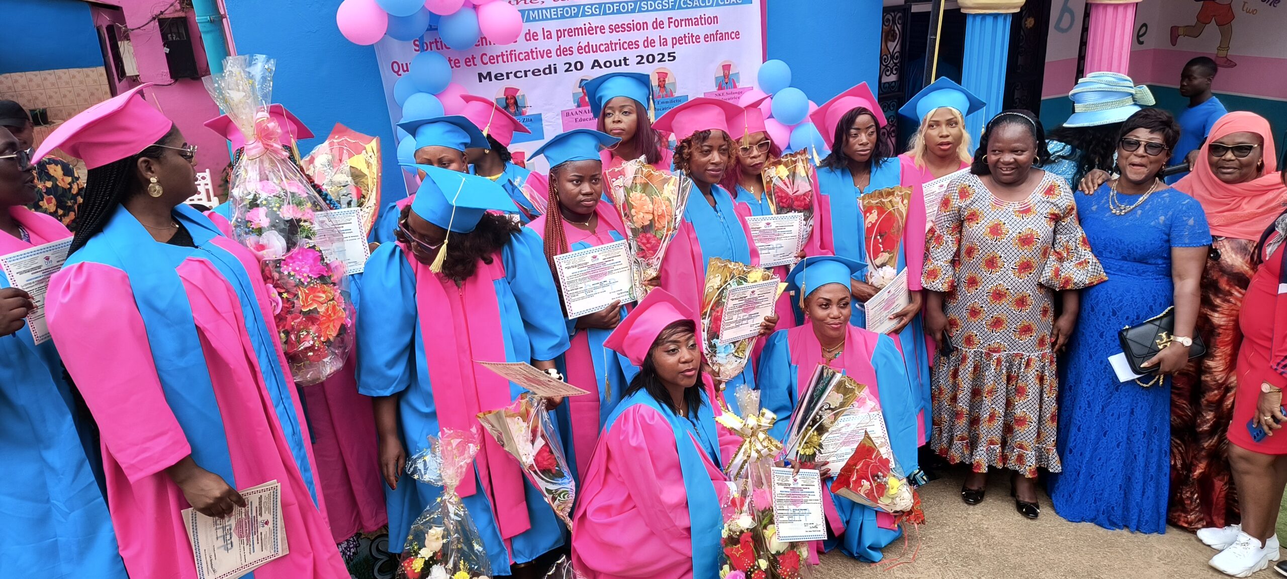 Remise solennelle des parchemins de fin de formation certificative et qualifiante des éducatrices de la petite enfance